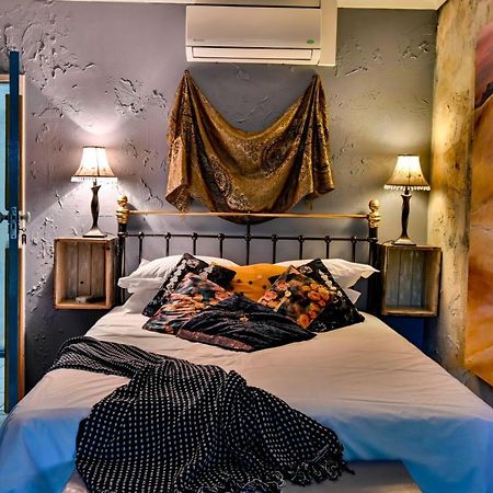 Iszis Guest House Bloemfontein Eksteriør bilde
