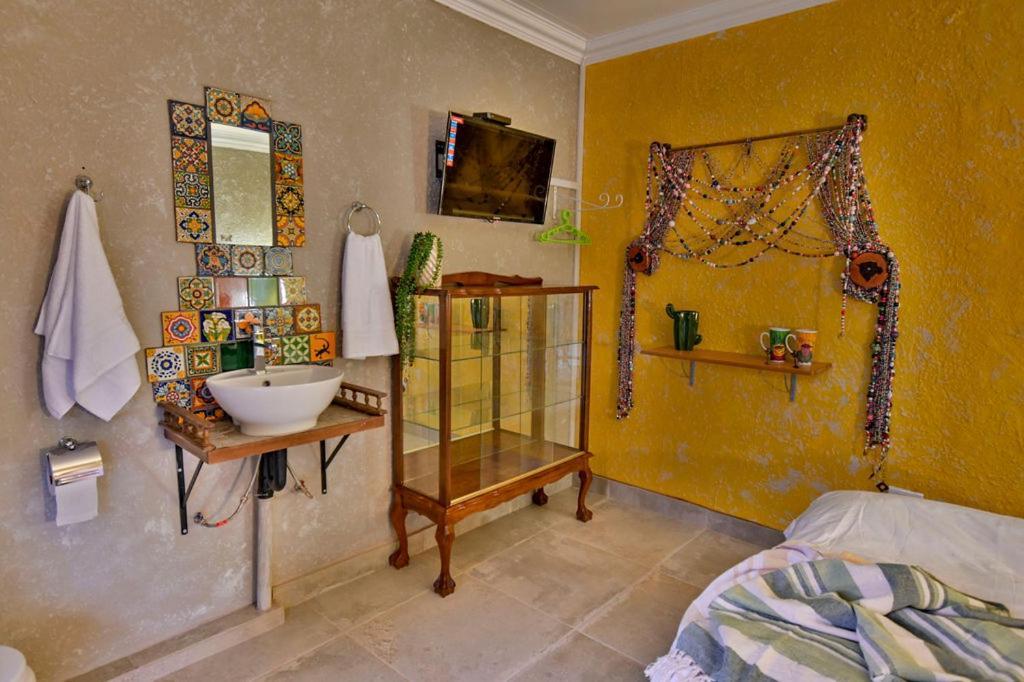 Iszis Guest House Bloemfontein Eksteriør bilde